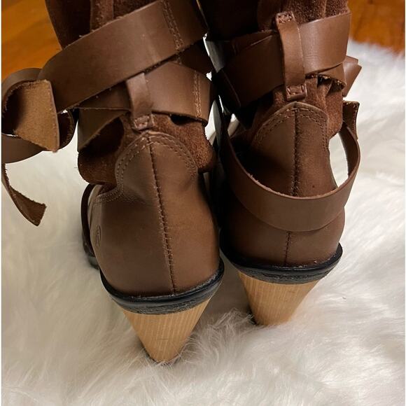 Report Suede Boots 8.5 NWOT - Picture 4 of 6